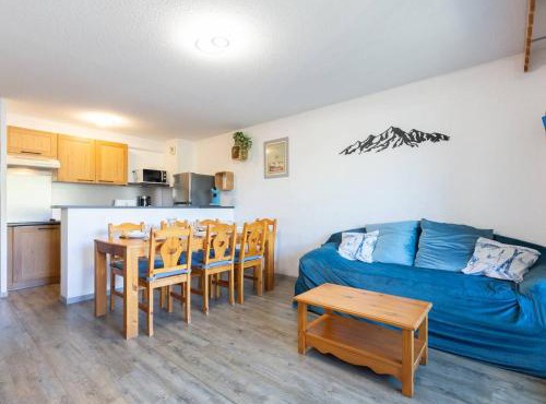 Appartement Rénové Peyragudes - 8 Pers, Balcon, 2 Chambres + Cabine, Parking Gratuit, Proche Pistes - FR-1-695-10