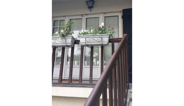 Beautiful 1 Bedroom Home In Paris