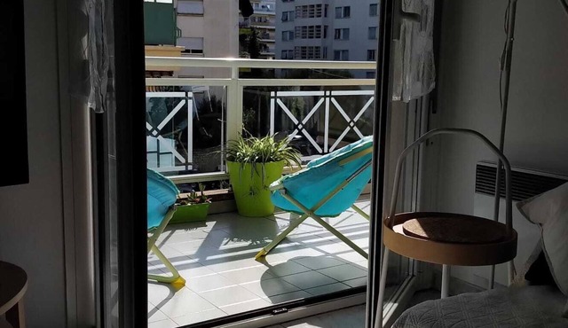 Beautifully located at Port of Nice Apartment