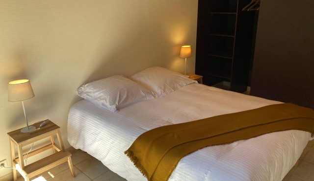 Bed and Breakfast 'Ti Brao - Curie' with Shared Garden and Wi-Fi
