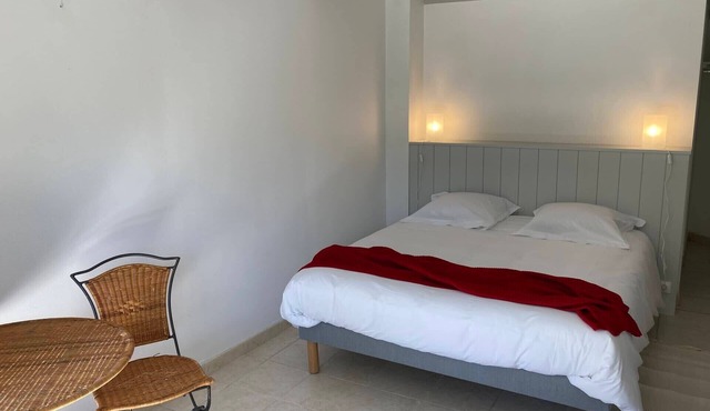 Bed and Breakfast 'Ti Brao - Botrel' with Shared Garden and Wi-Fi