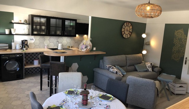 BedinReims Superb 70m² 2bedroom +free park/wifi Ideal for 2 adults and 3 children