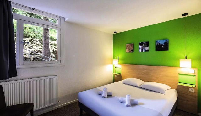 Belambra Clubs Gourette - Lou Sarri - Half board - Classic accommodation 3 Adults and 1 Child with balcony