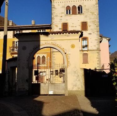 Bella Alda Beautiful Como Castle Penthouse