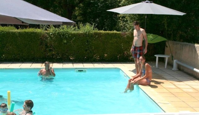Camping 3 étoiles - Piscine - ccbgbei