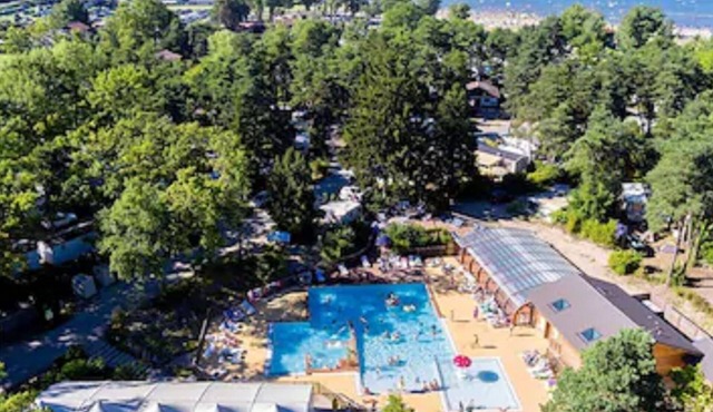 Camping La Pinède