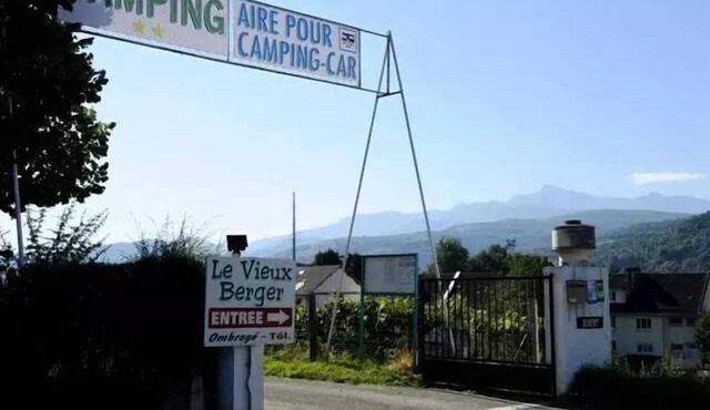 Camping LE VIEUX BERGER * - Mobil home Privilege 2 bedrooms 4 people