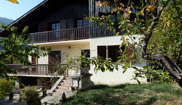 Chalet in the Mercantour Park with beautiful terrace and large enclosed land
