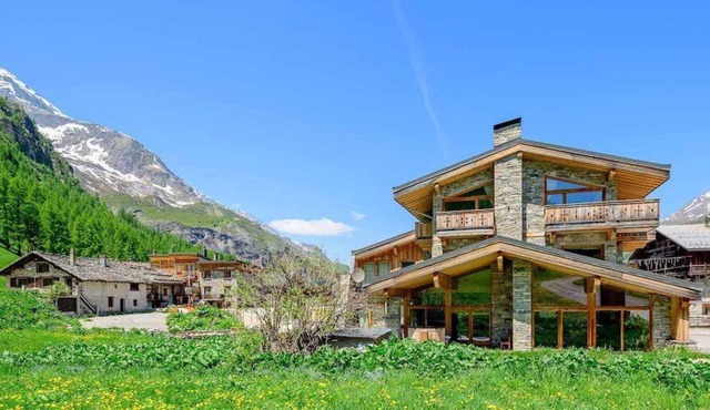 Chalet Spacieux pour 14! Espace Bien-Être