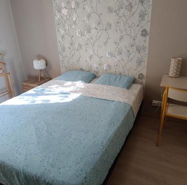 Chambre dans une belle maison au pays des lavandes