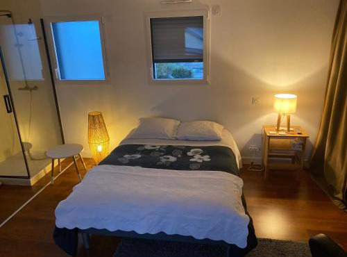 Chambre privé proche gare V électrique