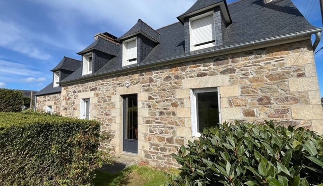 Character house close to the port of Perros-Guirec with enclosed garden.
