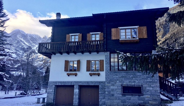 Charming Chalet in the Italian Alps