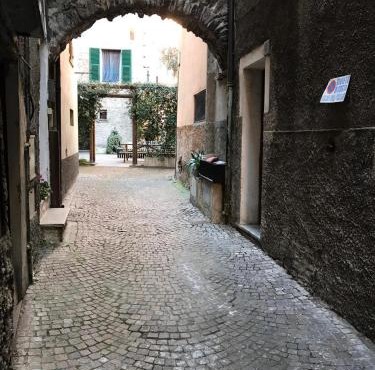 Charming house with parking near Badalucco Sleeps 6