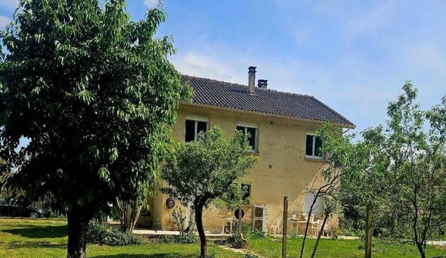 Charming house with swimming pool in the heart of Périgord Noir (LE BUGUE 24260)