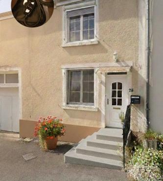 chez Émile côté face maison entière, 3 chambres, 2 salles de bains,jardin et terrasse