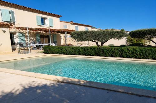 Chez Nanou, piscine et wifi