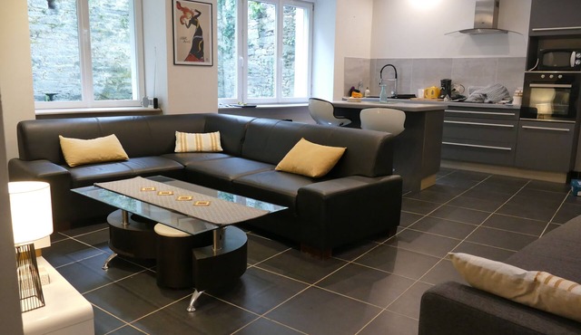 Come and discover Morlaix Bay! Quiet apartment in the port district.