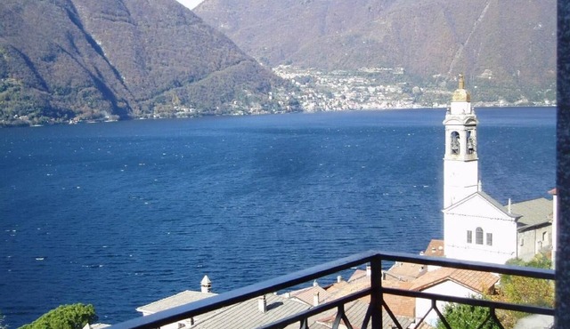 Comfortable, fully equipped villa with magnificent views of Lake Como