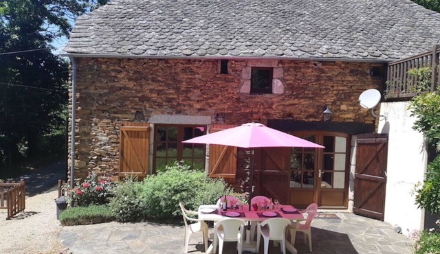 Converted Stone Barn with Pool