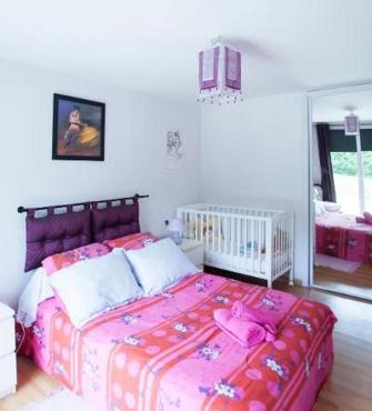 Coquette chambre personnalisée chez l habitant