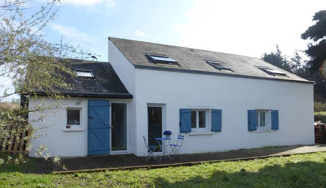 Cosy house just steps away from the sea