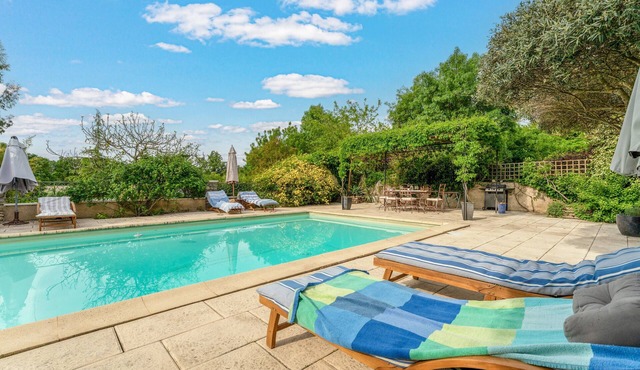 Cottage 'Luxury Lodge For 2 People' with Shared Pool, Wi-Fi and Air Conditioning