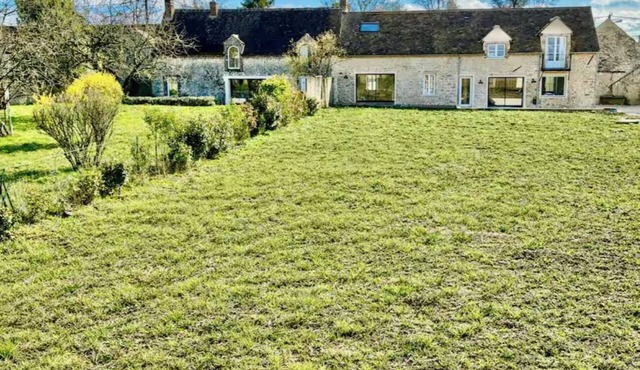 Country house 7 bedrooms swimming pool SPA 1h Paris