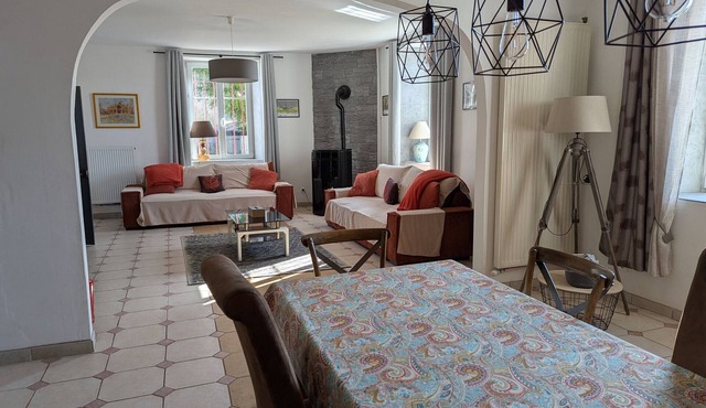 Countryside Cottage near Toul with WiFi