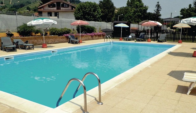 Cozy apartment in Cisterna d´Asti AT with sauna