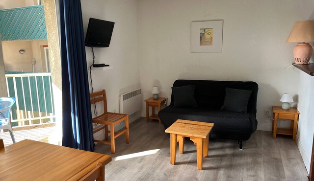 Cozy studio with slopes access, balcony and spa