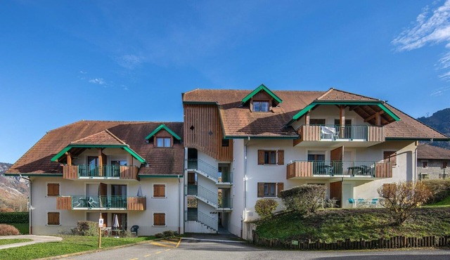 Duplex for 12 near Lake Annecy