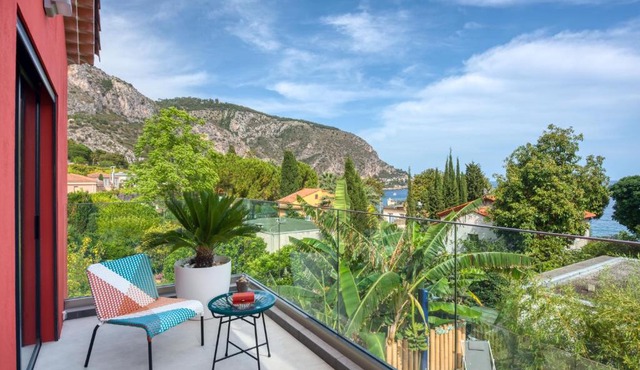 Deluxe VILLA GRAZIELLA 200 M FROM THE BEACH