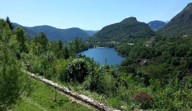 Detached house with pool between Tarascon and Foix View of the Pyrenees