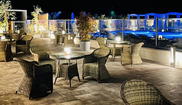 Domaine Blue Garden