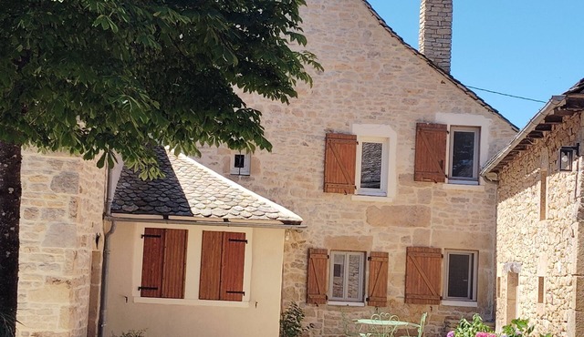Domaine de Majorac Estaing Aveyron Gîte n°2 "Le 1741", certified and listed gîte