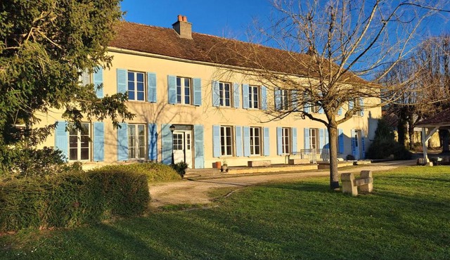 Domaine des Tilleuls - Grand jardin avec piscine