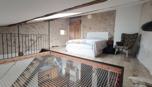 Duplex with a net