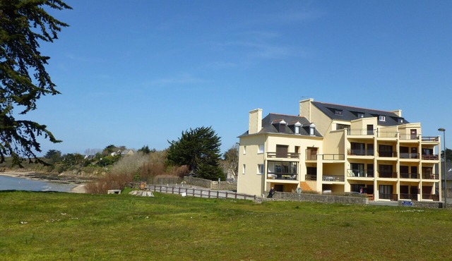 Exceptional apartment by these 2 sea views