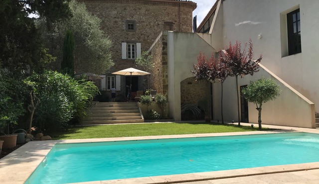 Fantastic exclusive home in the south of France - stylish with pool and service