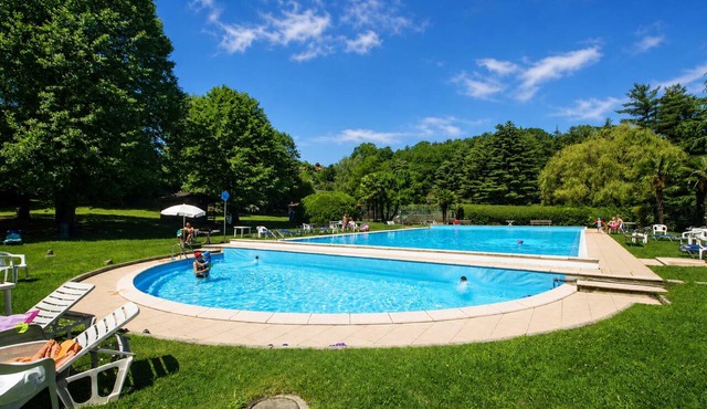 France Apartment with Garden, Pool & Tennis, Ispra, Italy