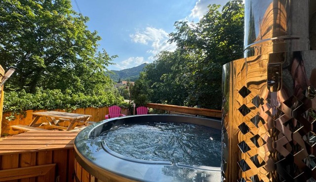 Gîte au Manoir des Sens avec bain nordique jacuzzi