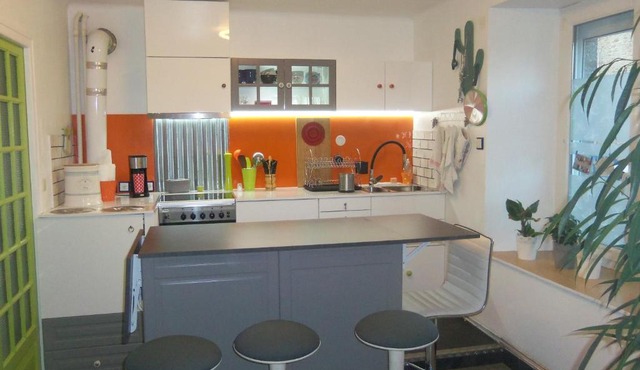Gîte familial SAINT-CARREUC centre bourg