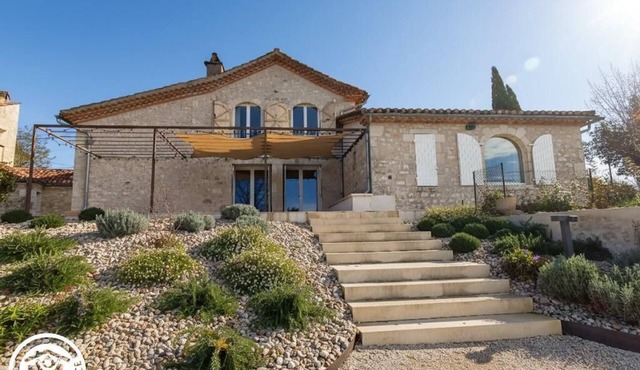 Gîtes de France® - VILA CABANES 46