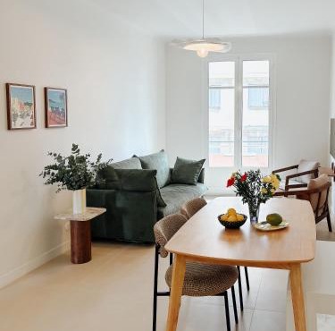 Garibaldi 2 Bedrooms, 2 Bathrooms, AC
