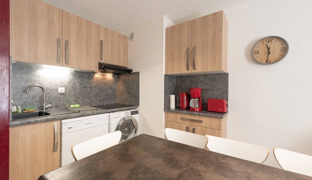 Gavarnie Apartment – Cozy Duplex with Parking & Ski Locker