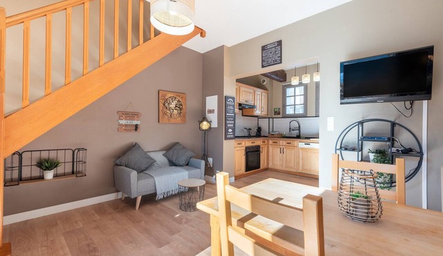 Gite le Suyen with Nordic Bath and Sauna – Panoramic View of the Pyrenees