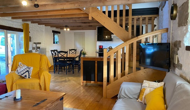 Gite - typisch bretonisches Bauernhaus mit Pool by Interhome