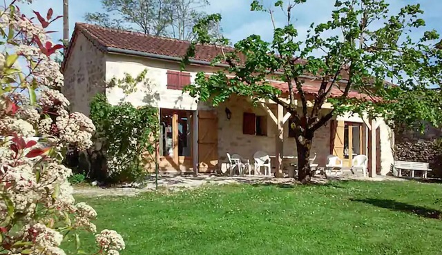 Gorgeous home in Sauzet with swimming pool