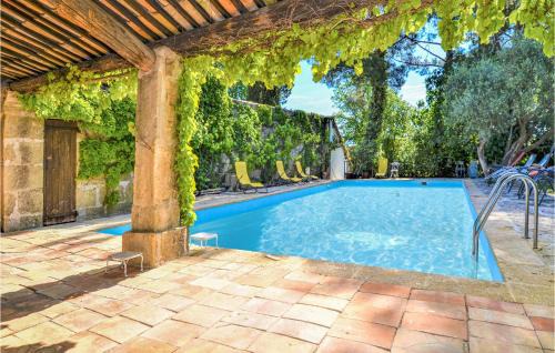 Gorgeous Home In Sernhac